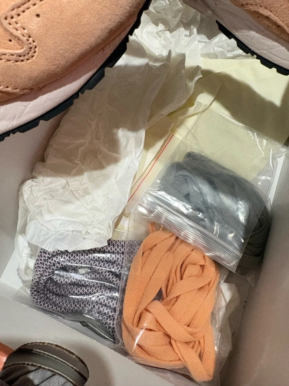 ASICS x KITH - Picture 8 of 9